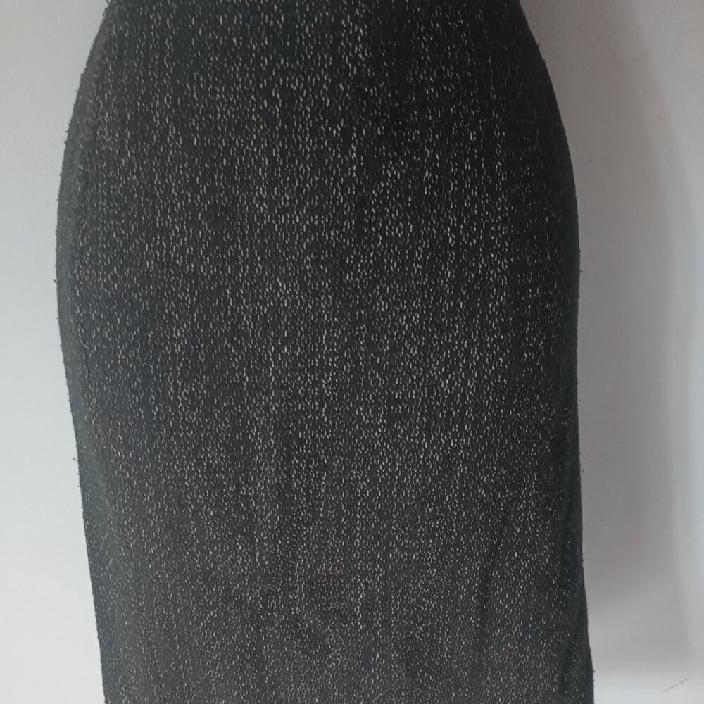 Jones New York Black Gold Thread Tailored Lined Skirt with Back Slit